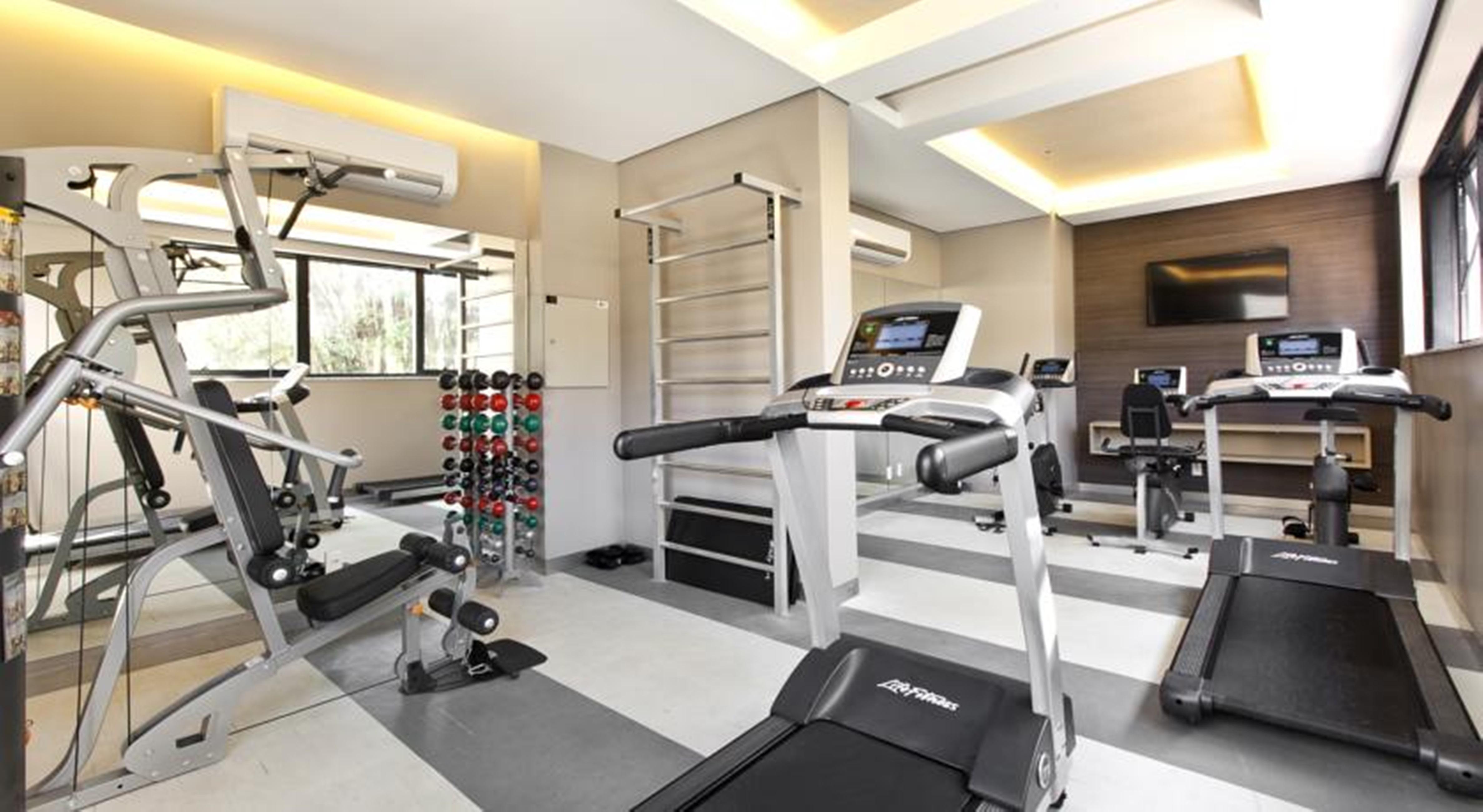 Hotel Radisson Blu Belo Horizonte Savassi Zewnętrze zdjęcie A gym in a hotel