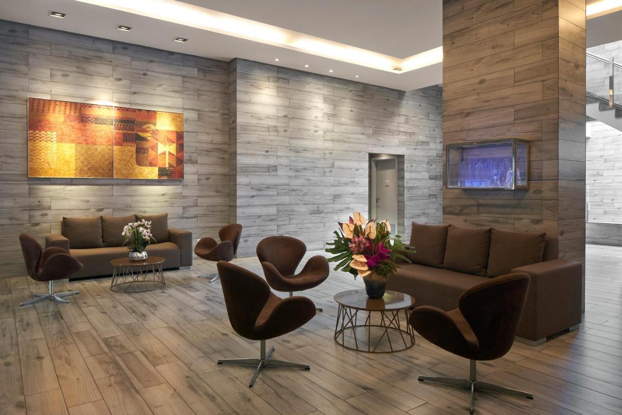 Hotel Radisson Blu Belo Horizonte Savassi Zewnętrze zdjęcie The lobby of the hotel