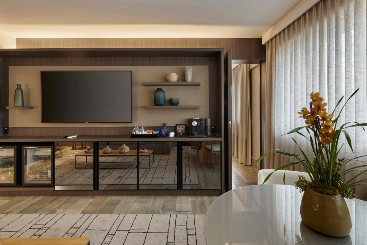 Hotel Radisson Blu Belo Horizonte Savassi Zewnętrze zdjęcie A room at the hotel